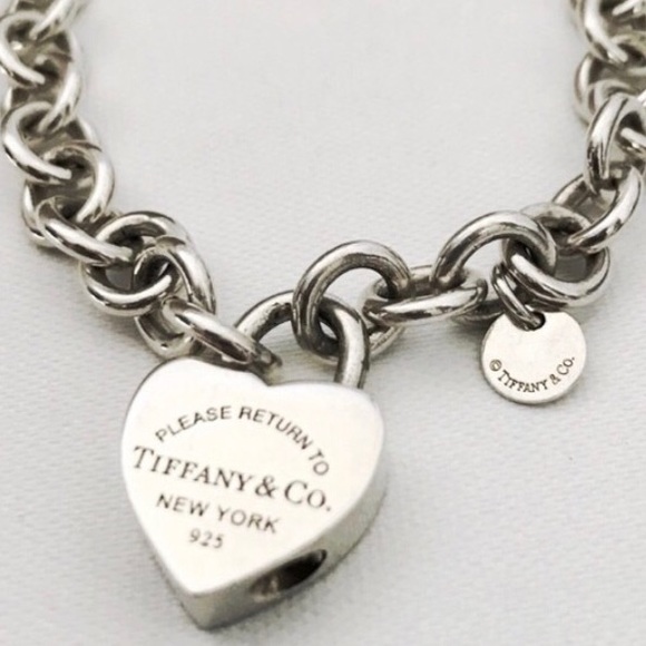 ISO🔁LOOkiNG for this Same locker/bracelet - Picture 2 of 3